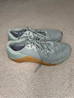 Men's Nike Metcon Sneakers